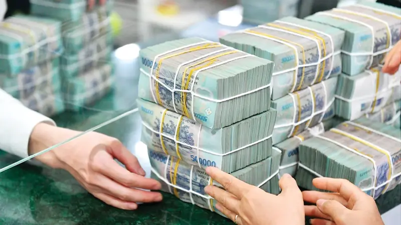 Lãi suất huy động tăng mạnh cuối năm